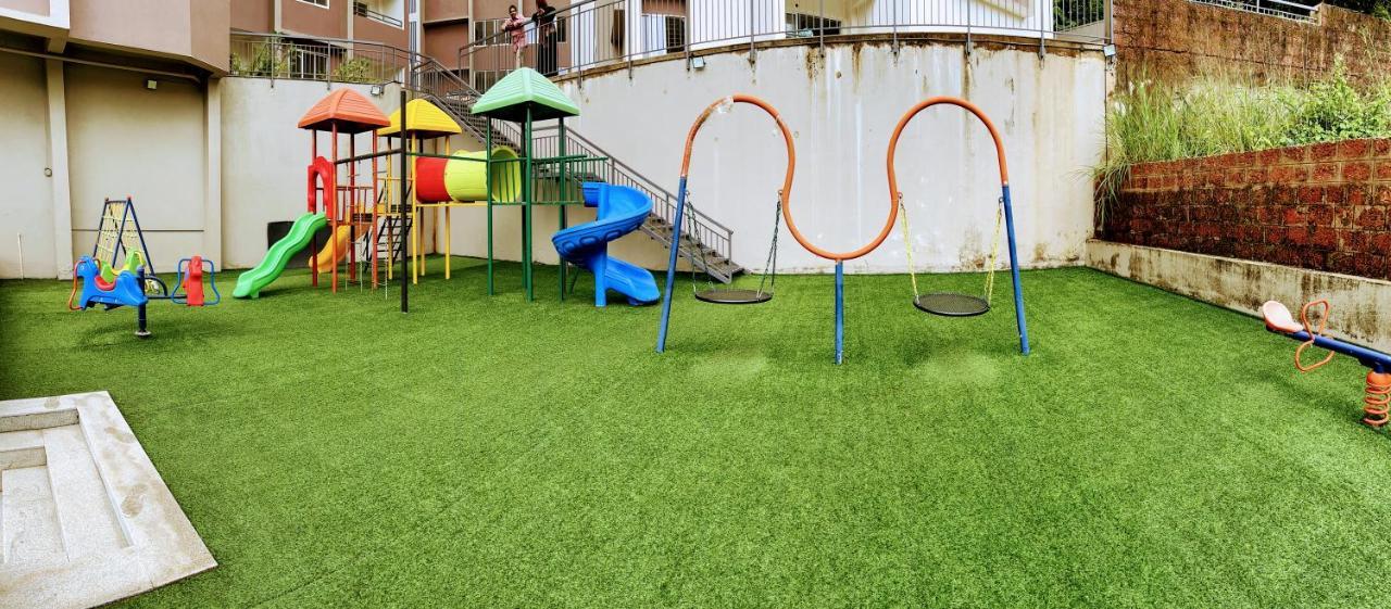 Luxurious 3bhk Vacation Amidst The City.
