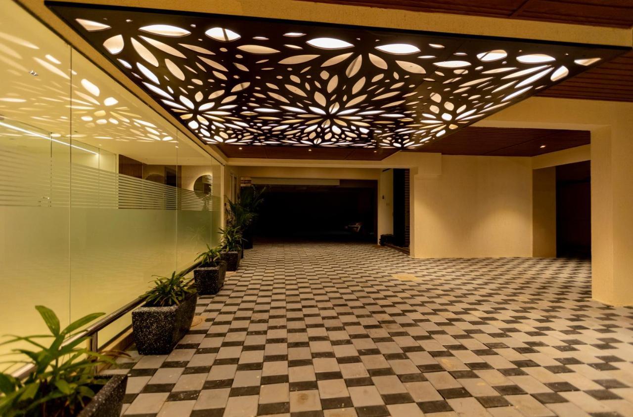 Inland Avenue Hotel Mangalore