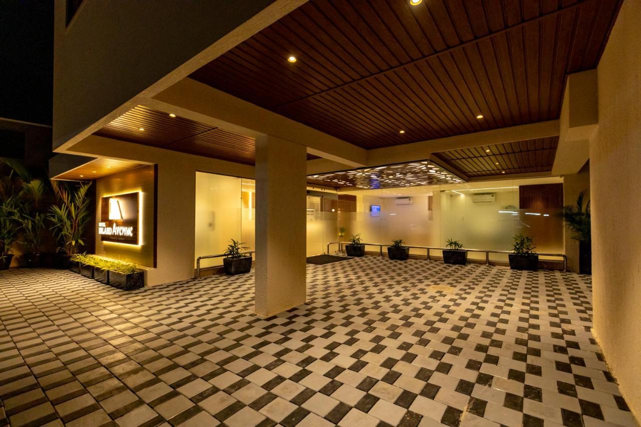 Inland Avenue 3*