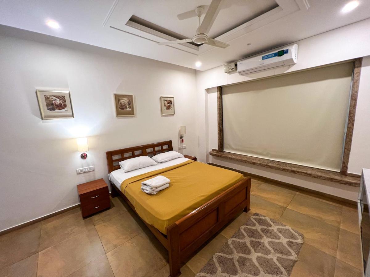Sharvari At By Vaishnavi Reveries Apartment