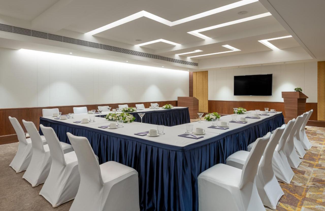 Vivanta Oldport Road - Formerly Known As Taj Manjarun Hotel Mangalore