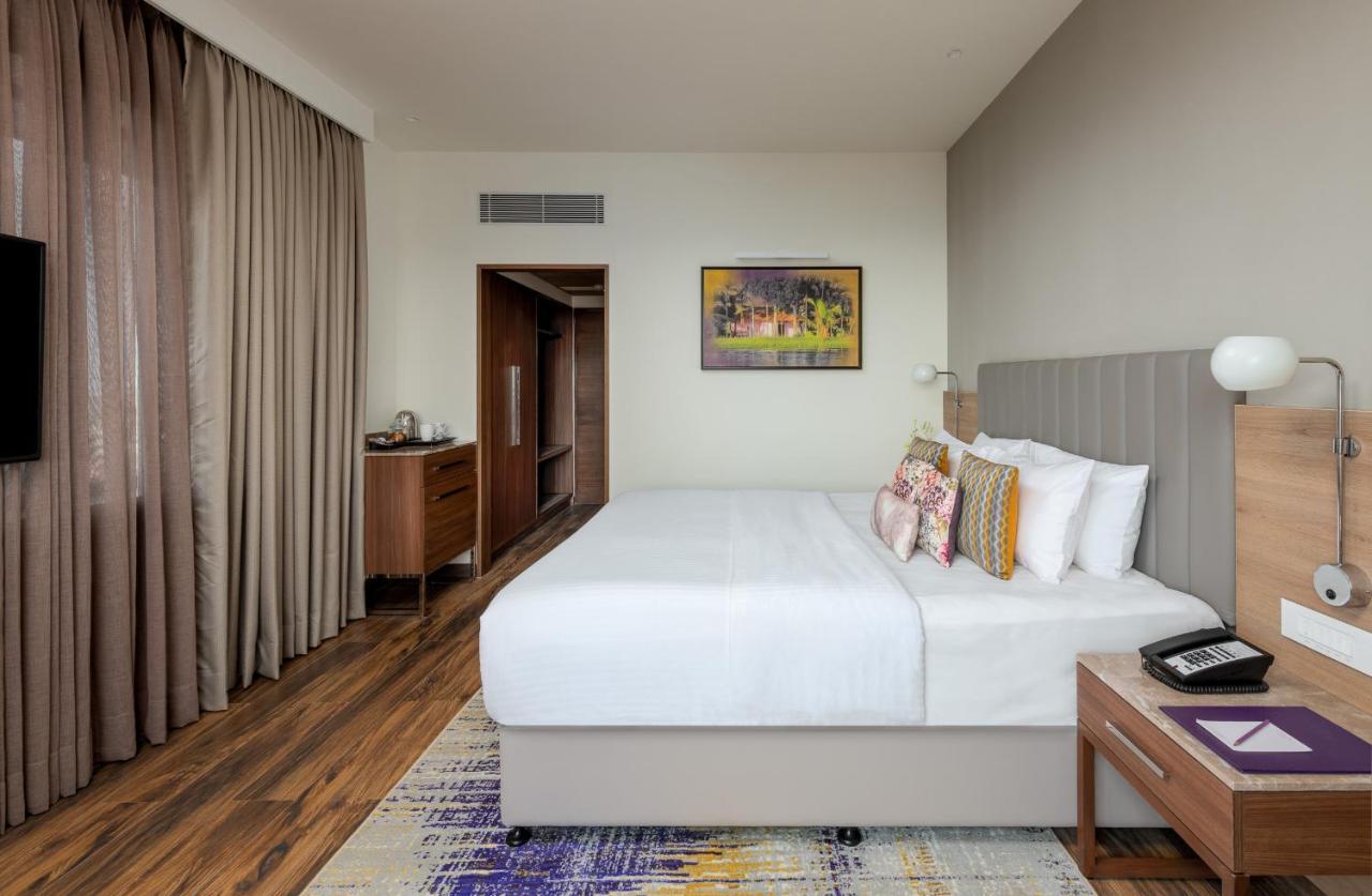 Hotel Vivanta Oldport Road - Formerly Known As Taj Manjarun 4*