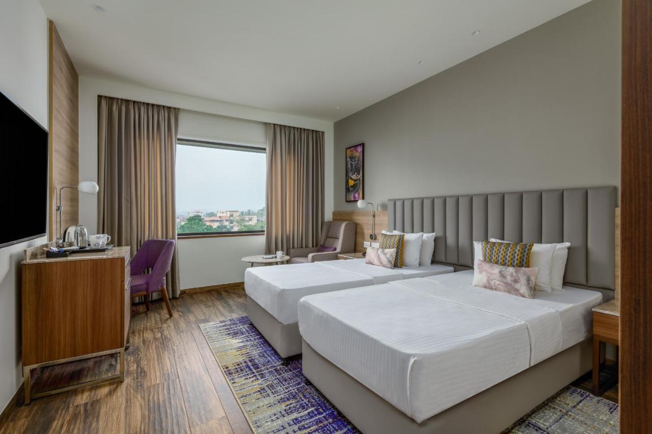 Hotel Vivanta Oldport Road - Formerly Known As Taj Manjarun Mangalore