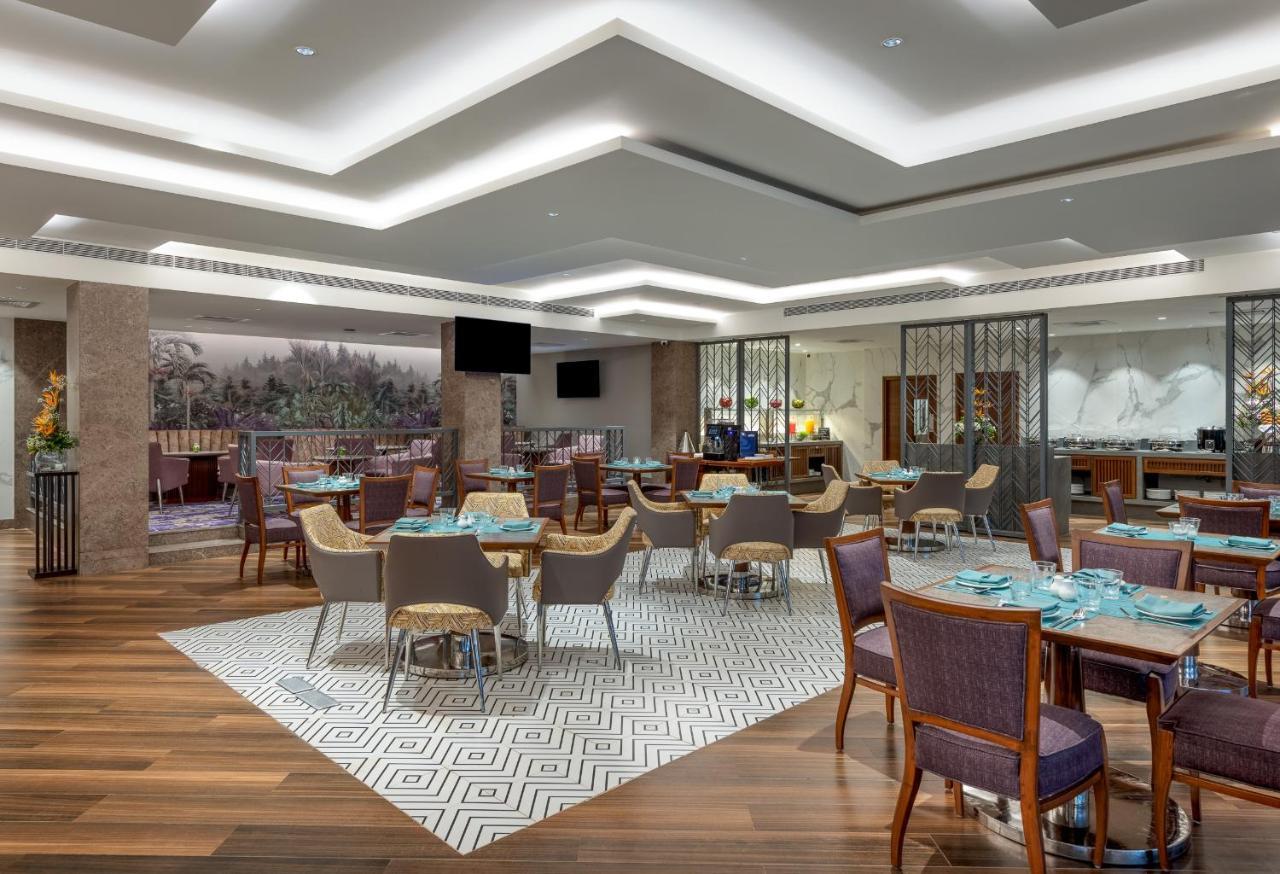 Vivanta Oldport Road - Formerly Known As Taj Manjarun