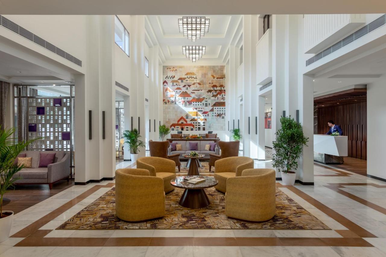 Vivanta Oldport Road - Formerly Known As Taj Manjarun Hotel