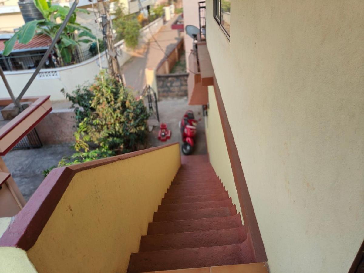 Shreyas - Authentic Holiday home
