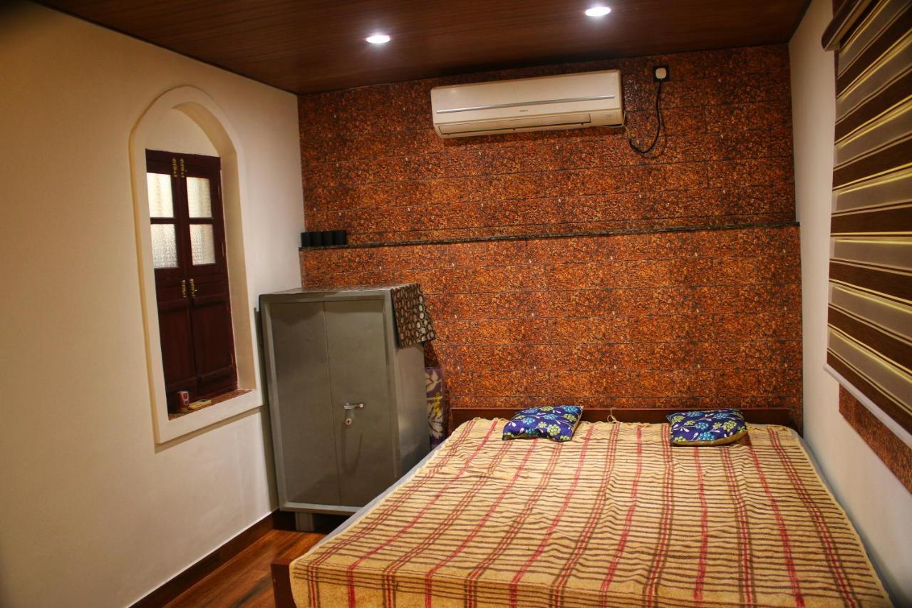 Apartment Vishaal Estate And Farm House Mangalore