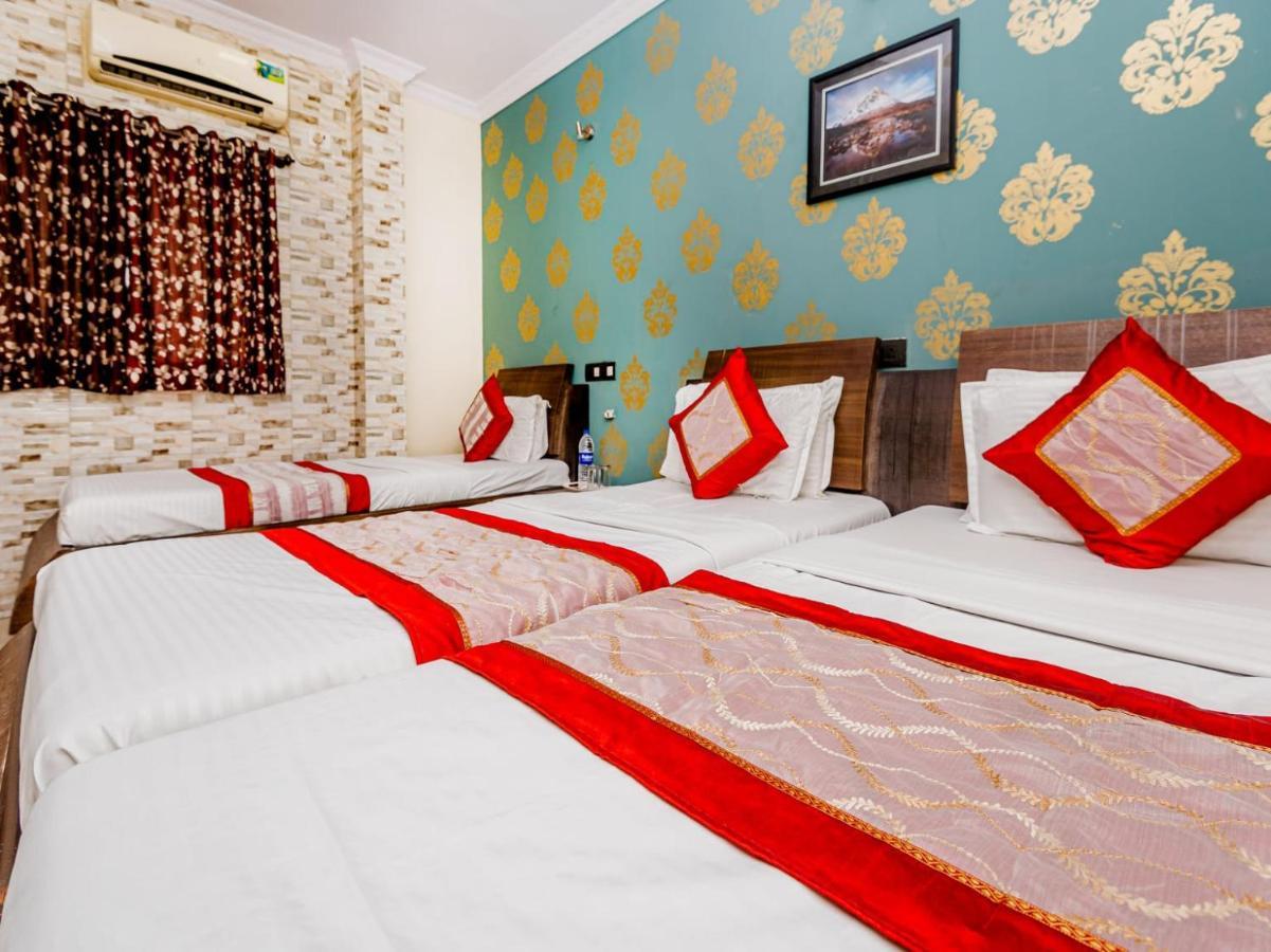 New Royal Lodge *