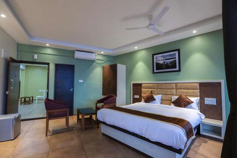 Hotel The Oceanic Front -