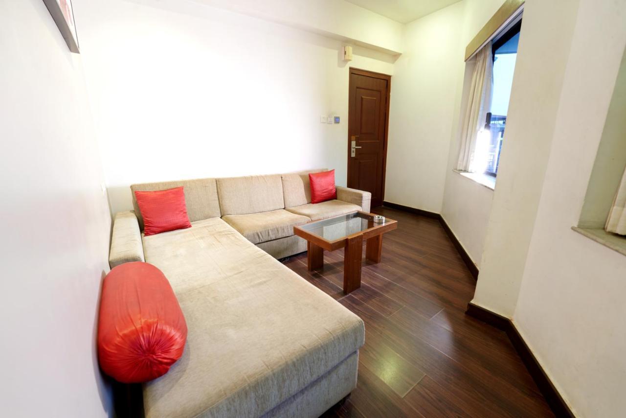 Prestige, Hotel 3*