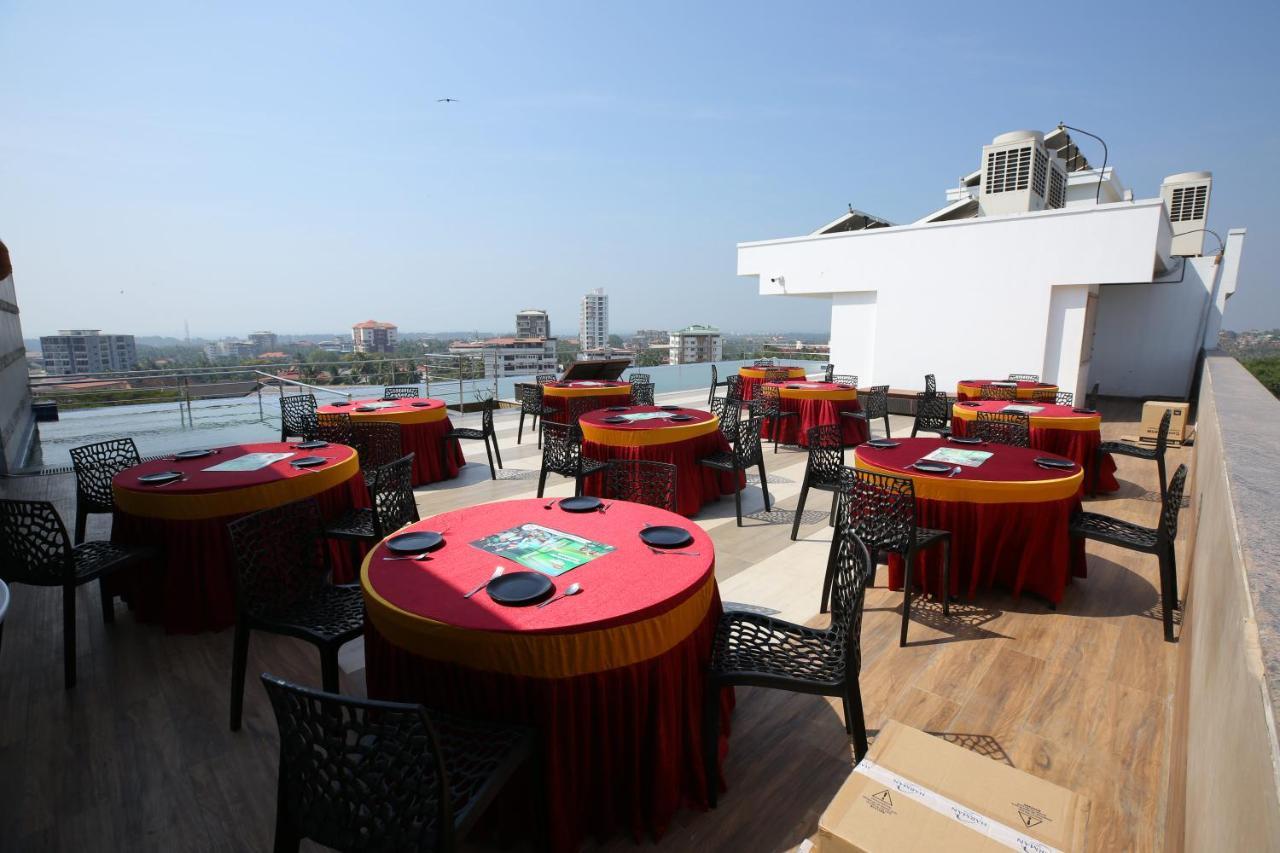 Hotel The Sea View,