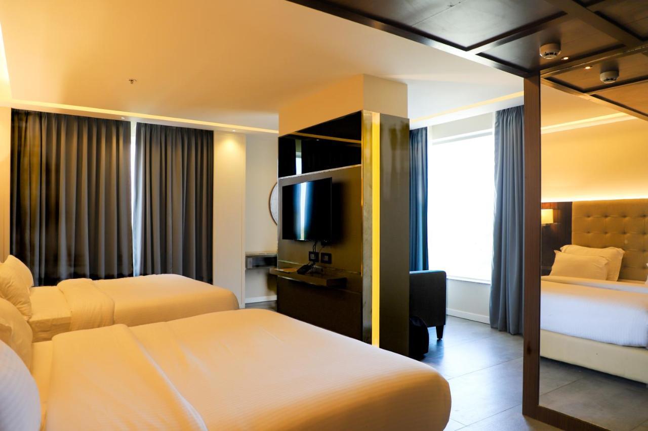 Hotel The Sea View,