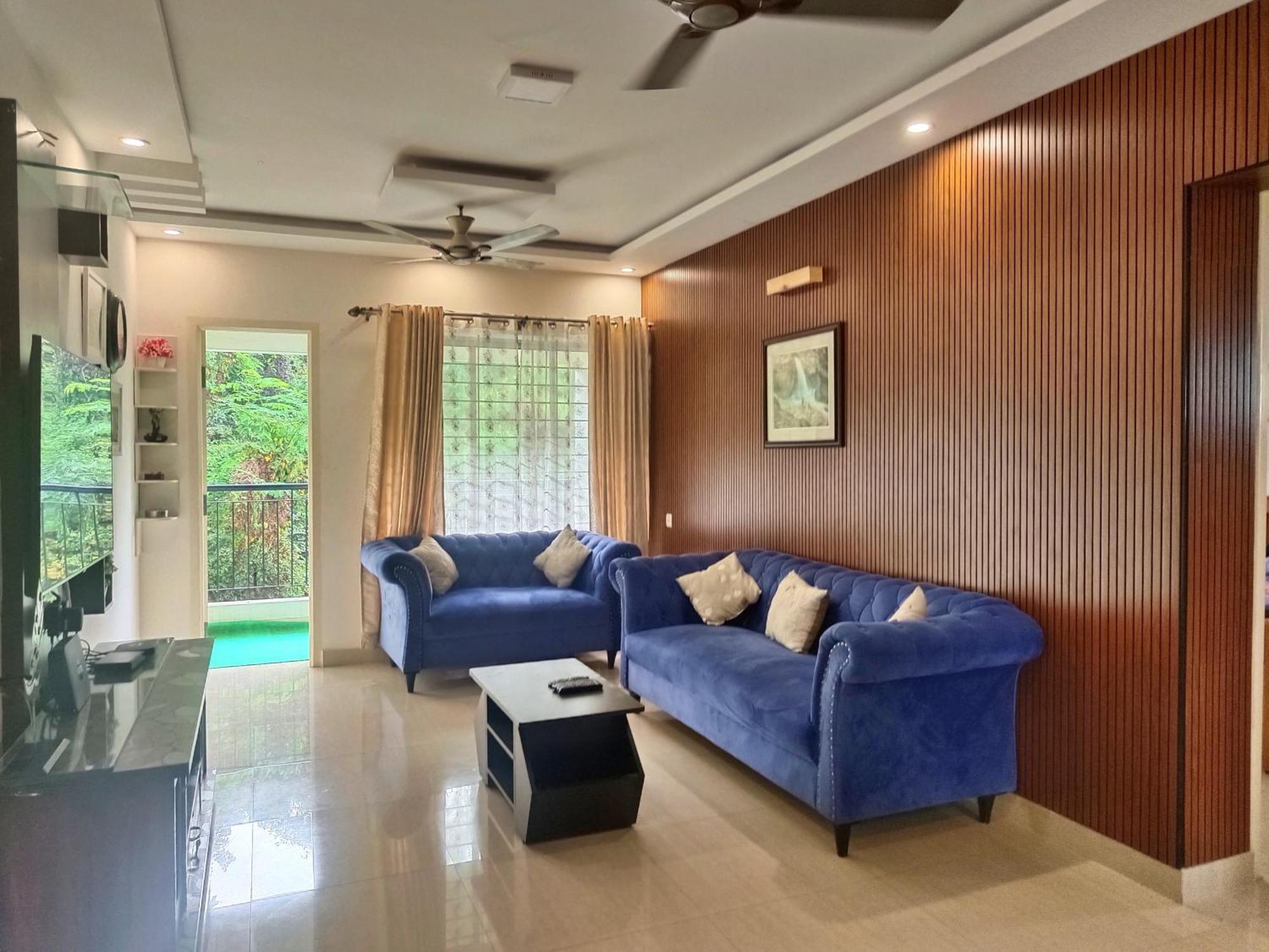 305 Apartment