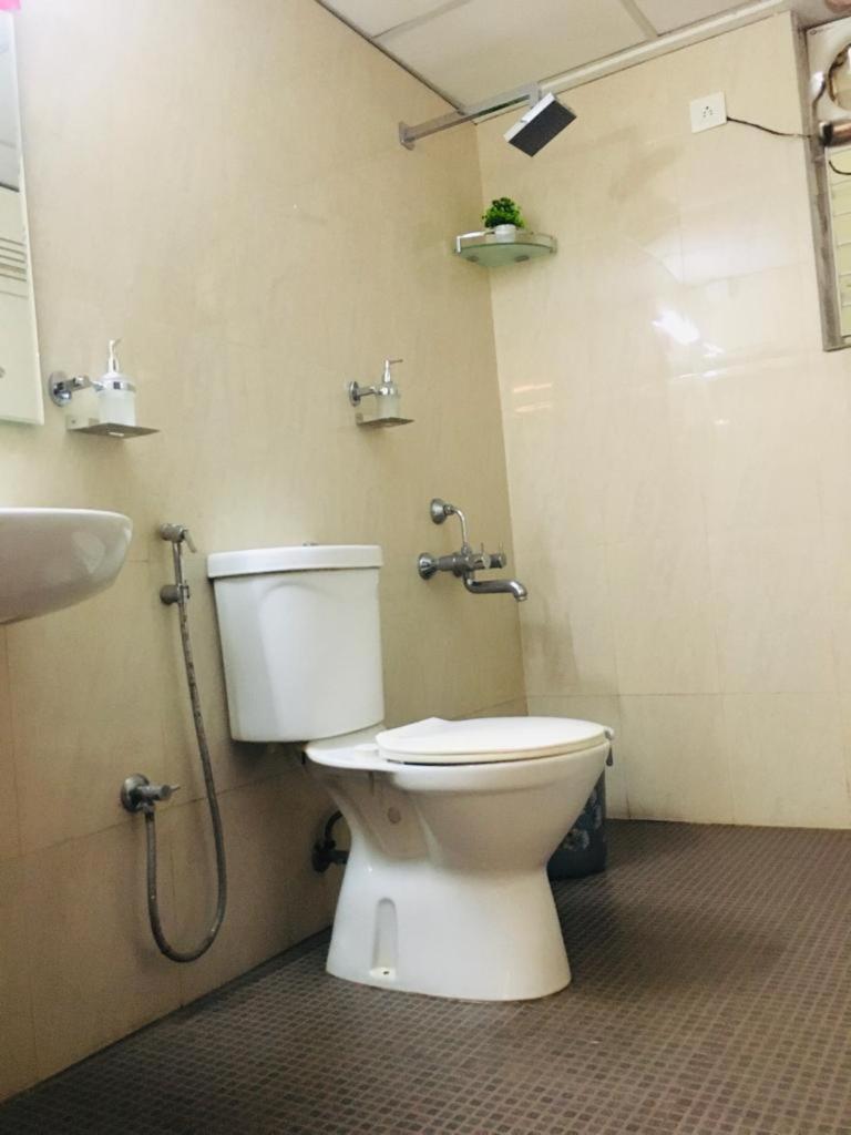 Vaishnavi Furnished Flats *