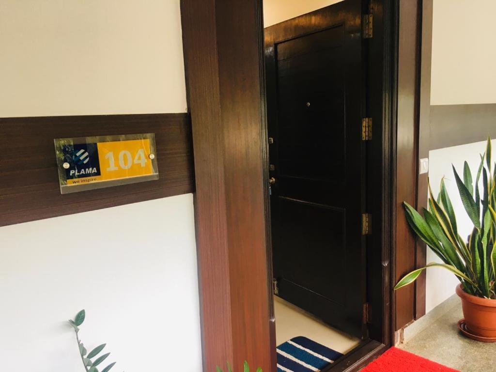 Vaishnavi Furnished Flats *