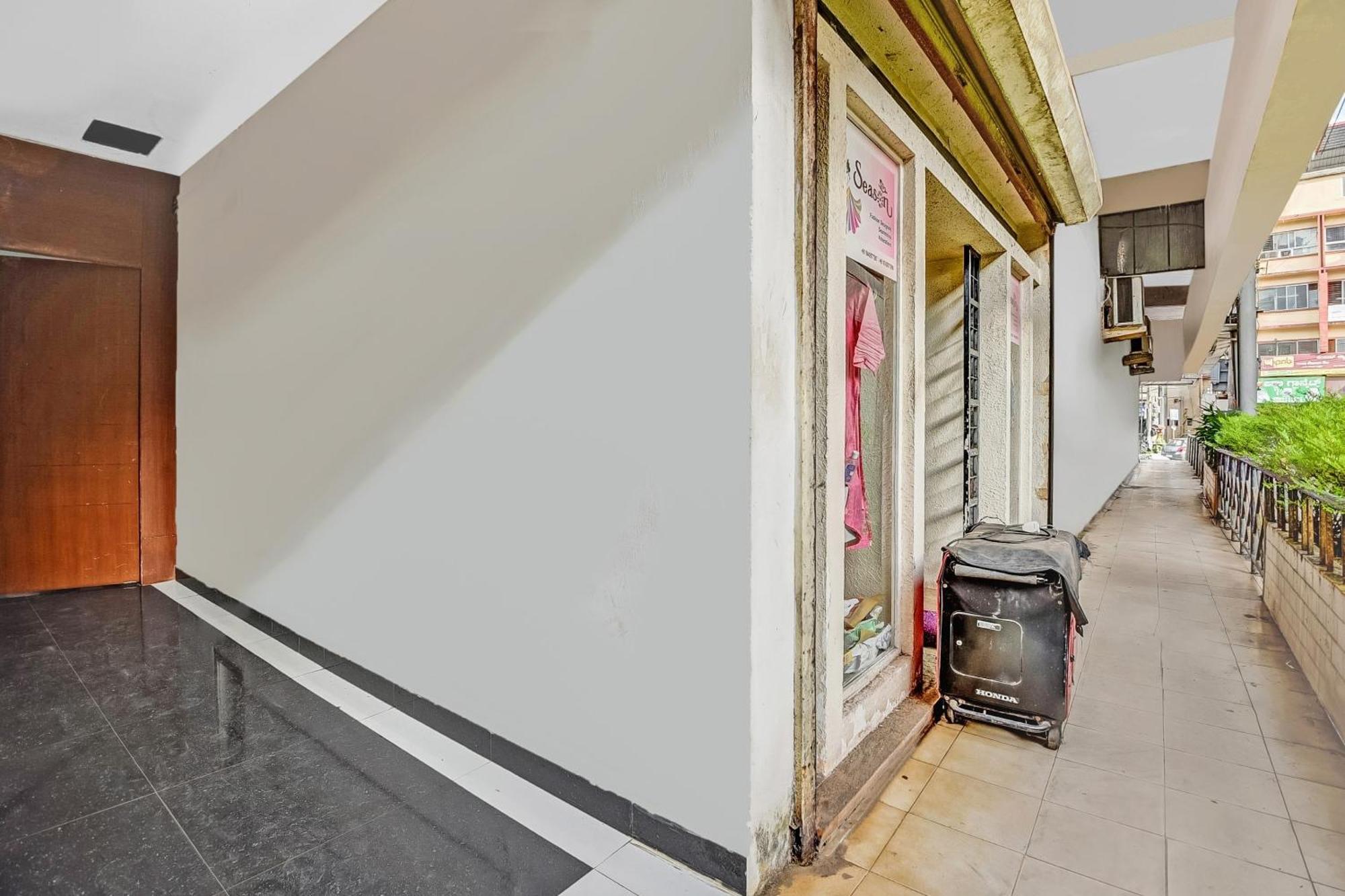Hotel Sai Town House