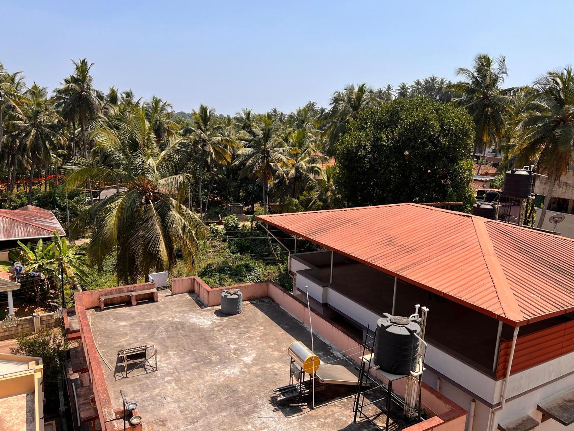 Apartment Nirvana Stay, Spacious Fully Furnished 2bhk In Mangalore, Full Ac