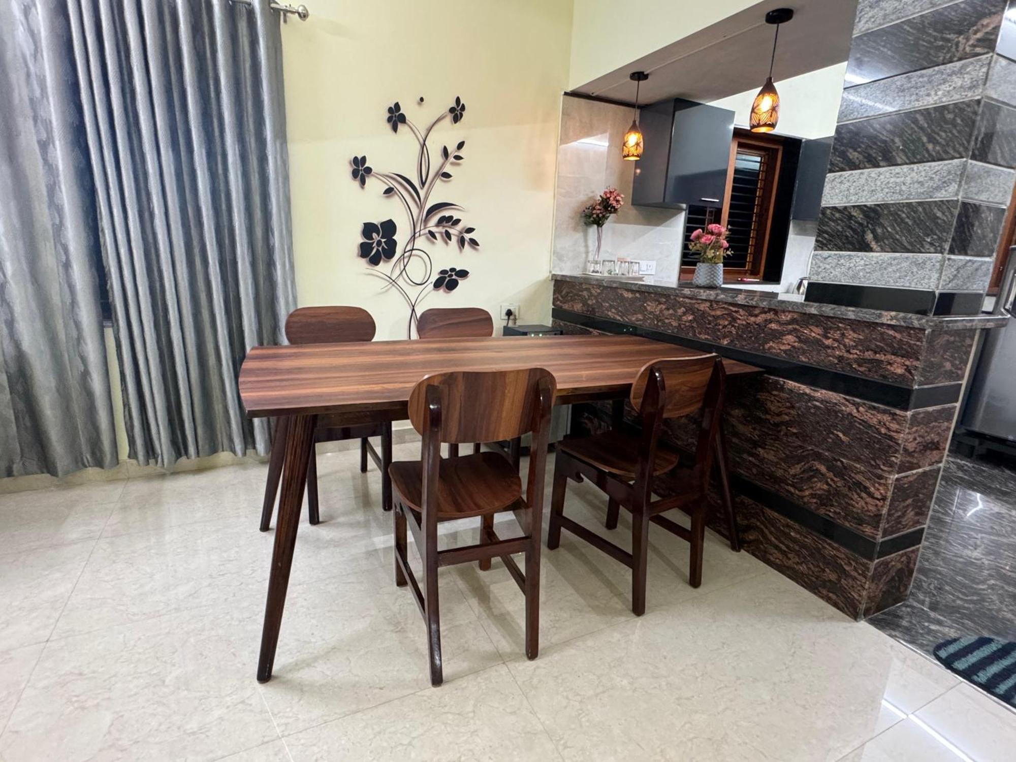 Padma Ecostay