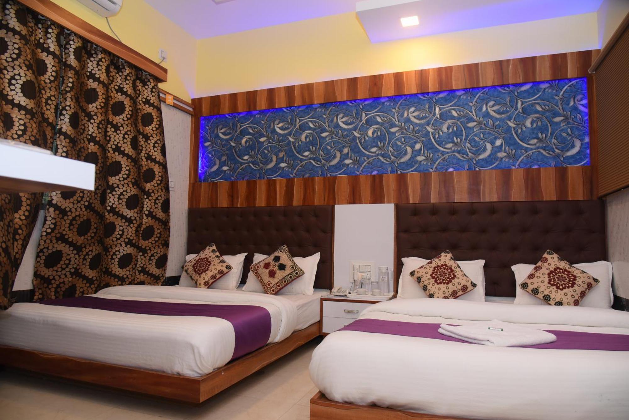 Hotel Royal - Opp Sdm Law College Mg Road 3*