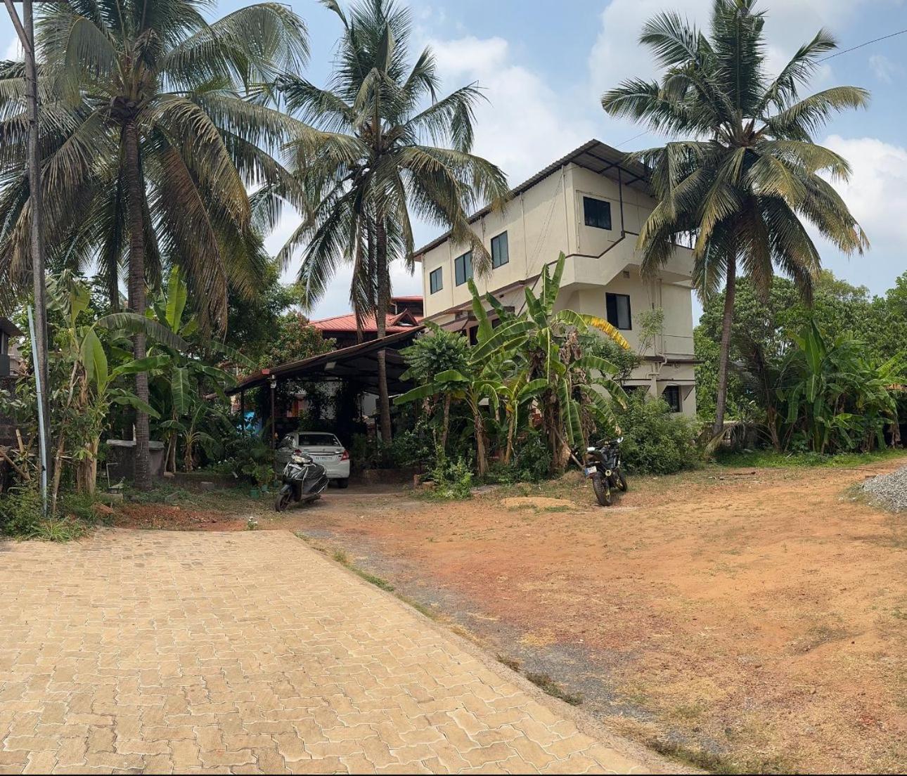 Apartment Kensons Budgetstay Non Ac Free Wifi And Parking Mangalore
