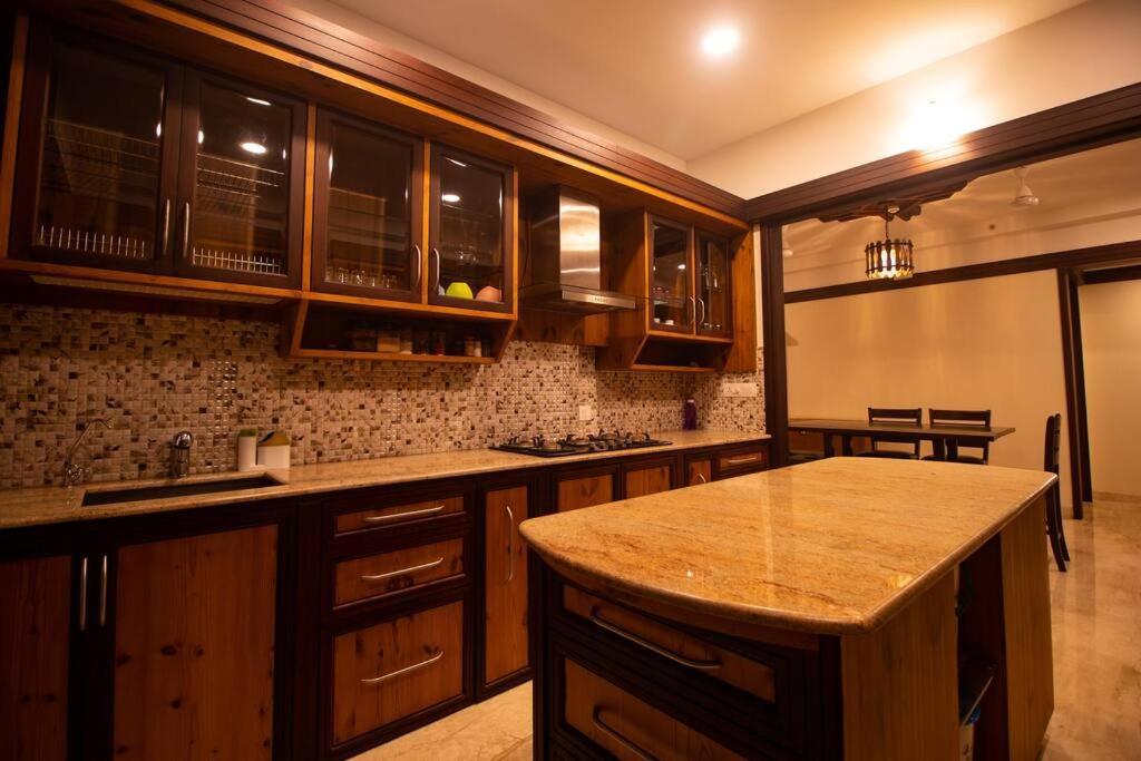 Luxury Hill By Ewa Apartment *