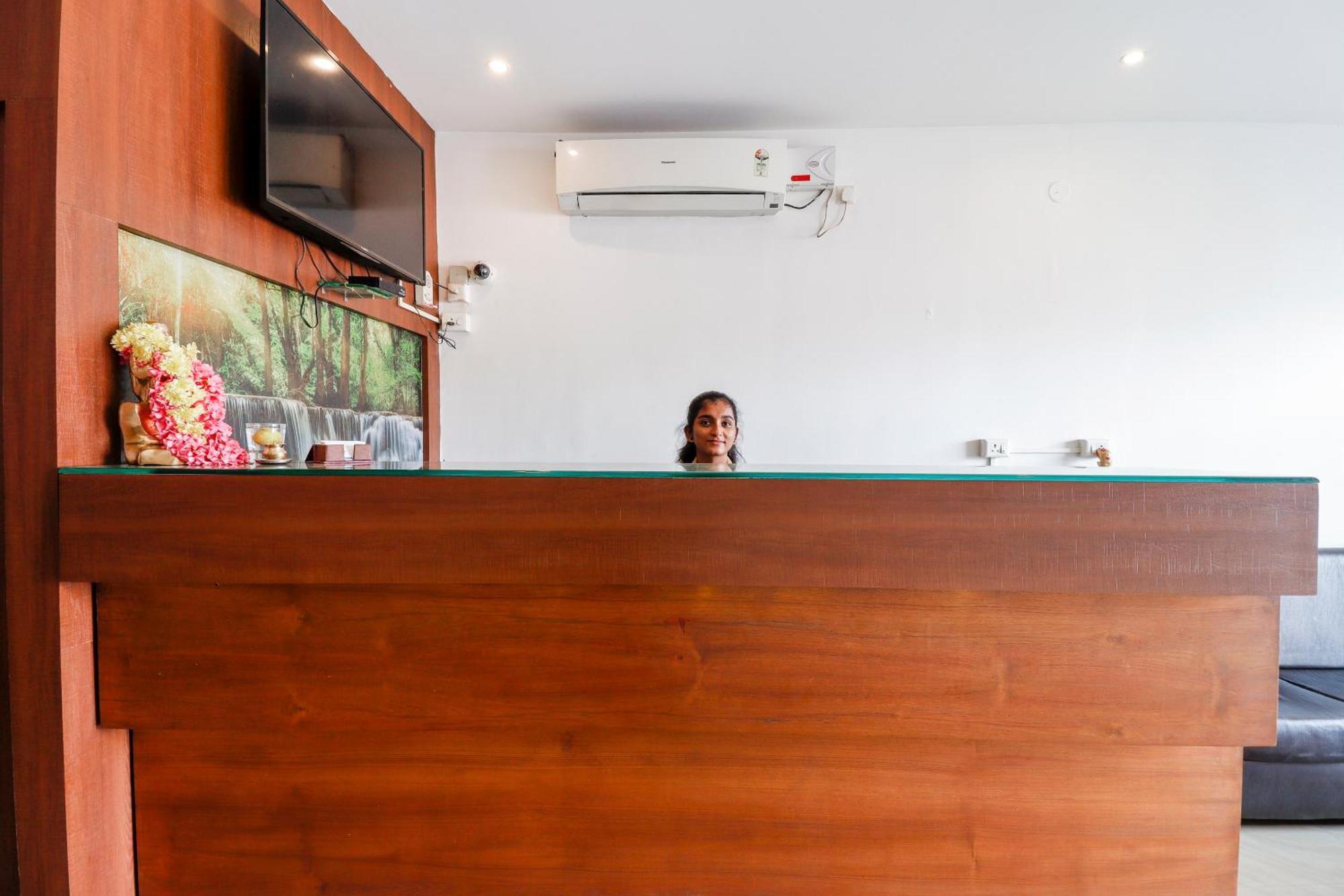 Hotel Capital O Sai Arya Residency 3*