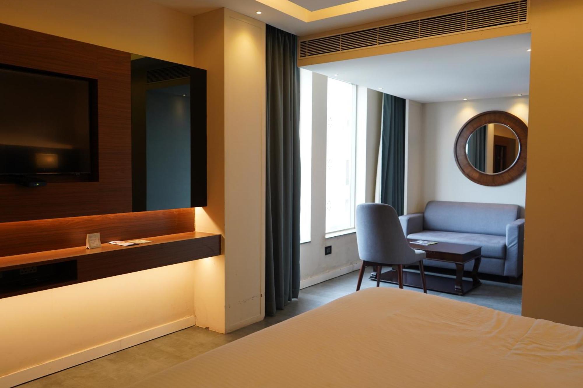 The Sea View, 4* Mangalore