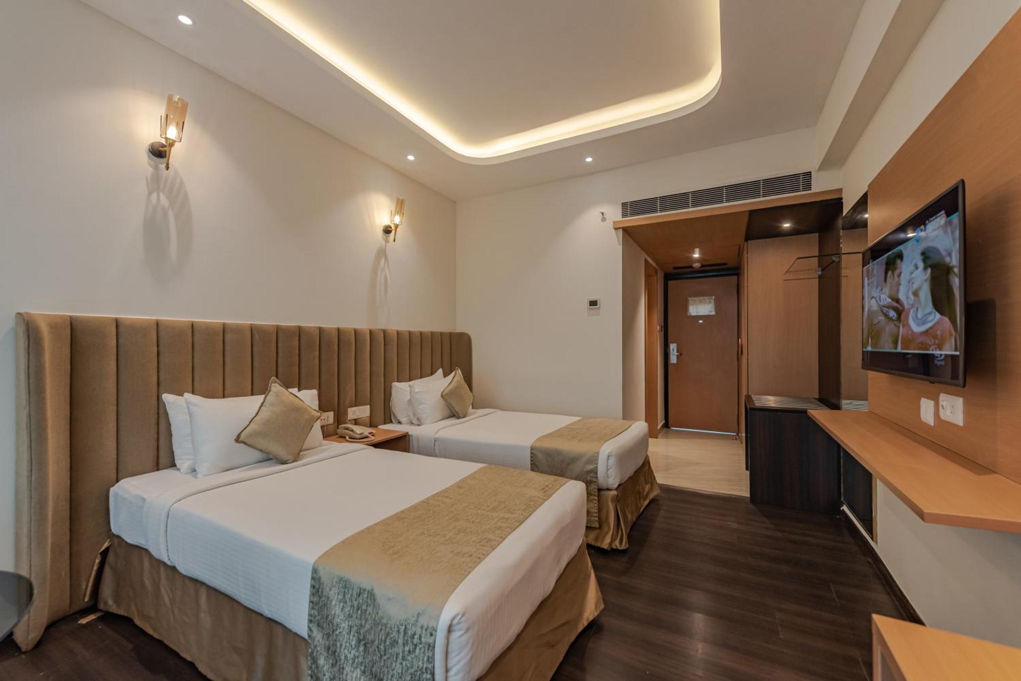Hotel Goldfinch 4*