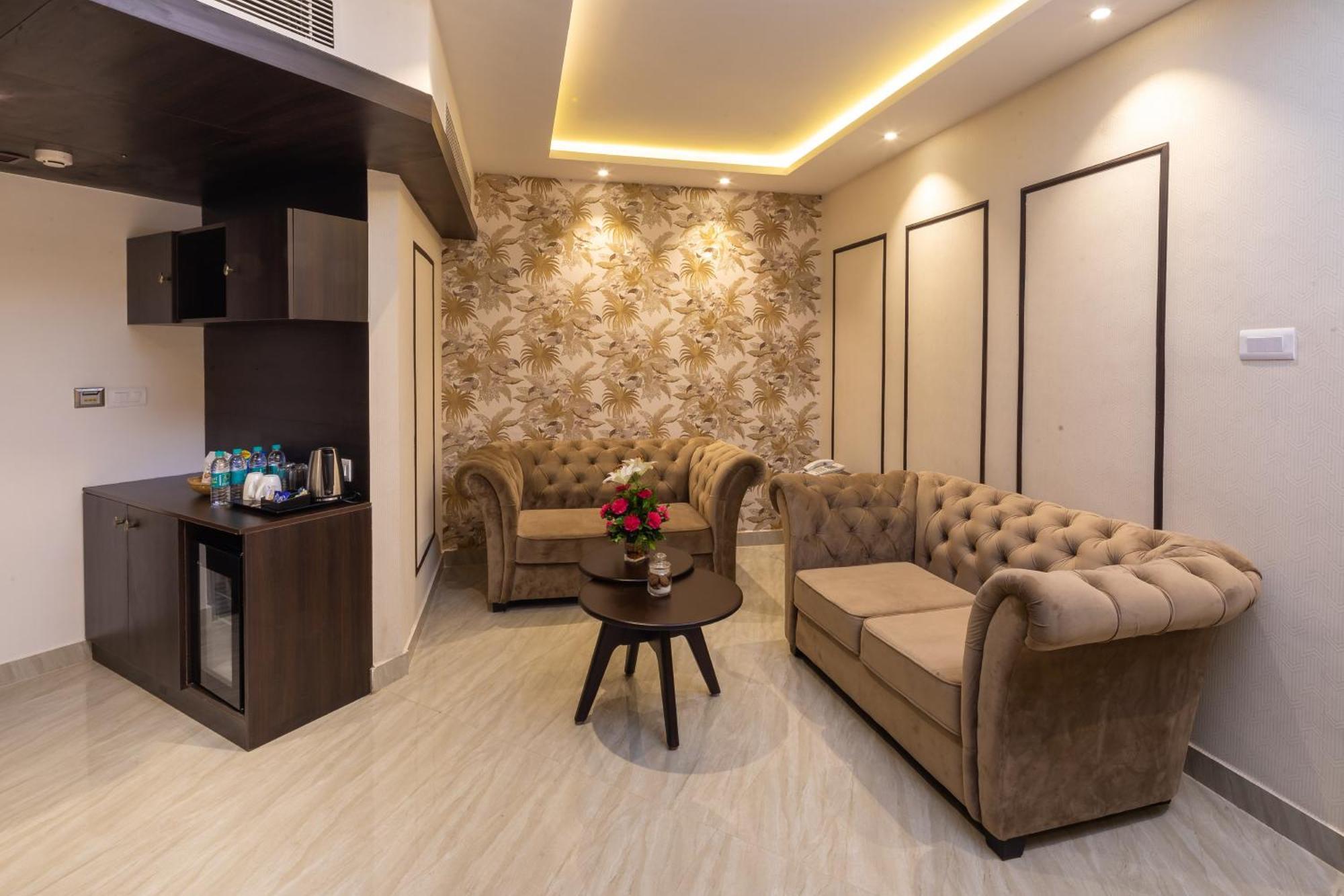 Goldfinch Hotel 4*