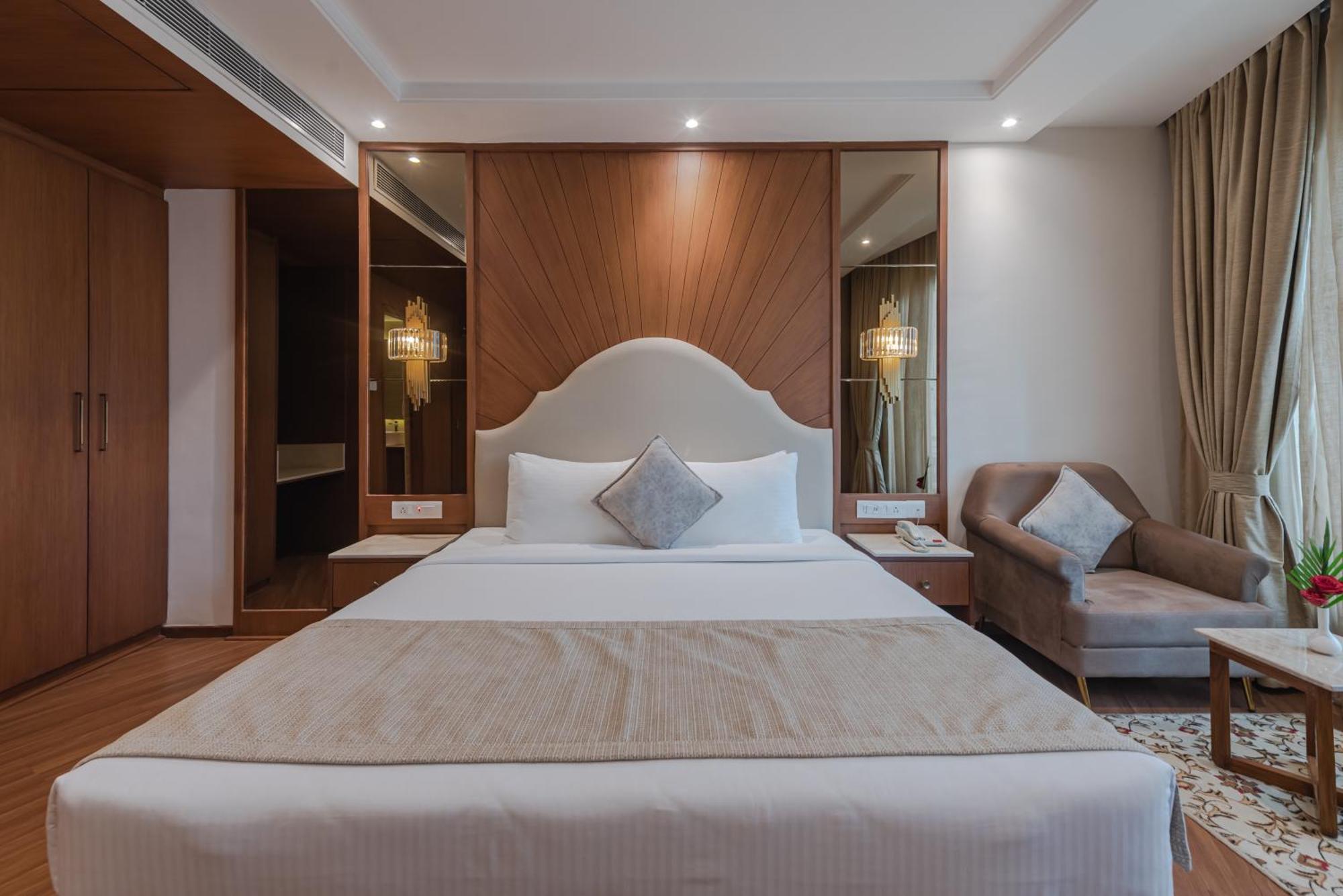 Hotel Goldfinch 4*