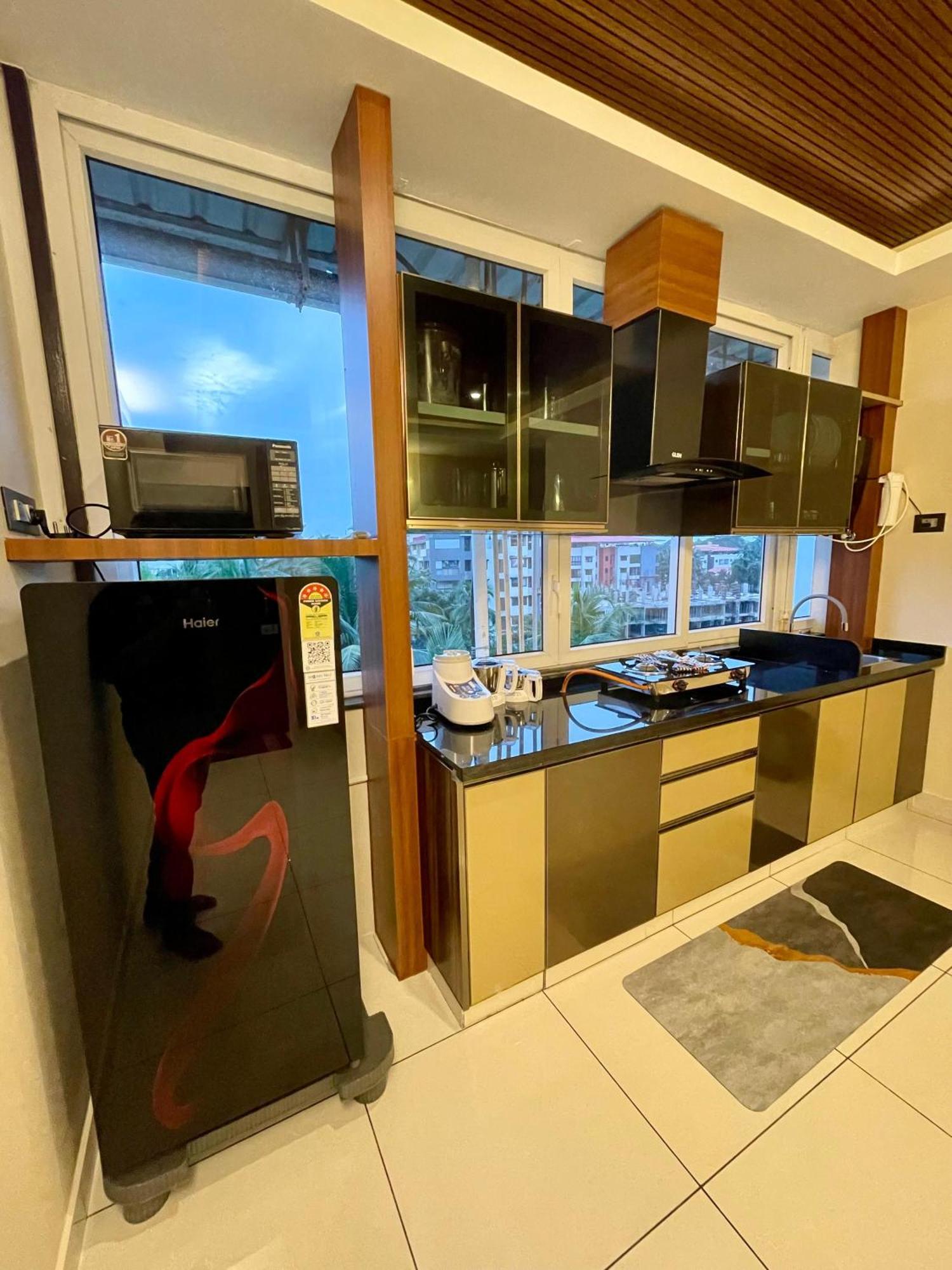 #1bhk With 3-4 Person Occupancy Family Only Apartment