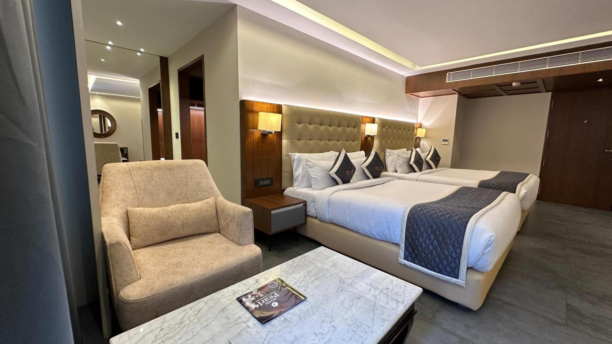 The Sea View, Hotel