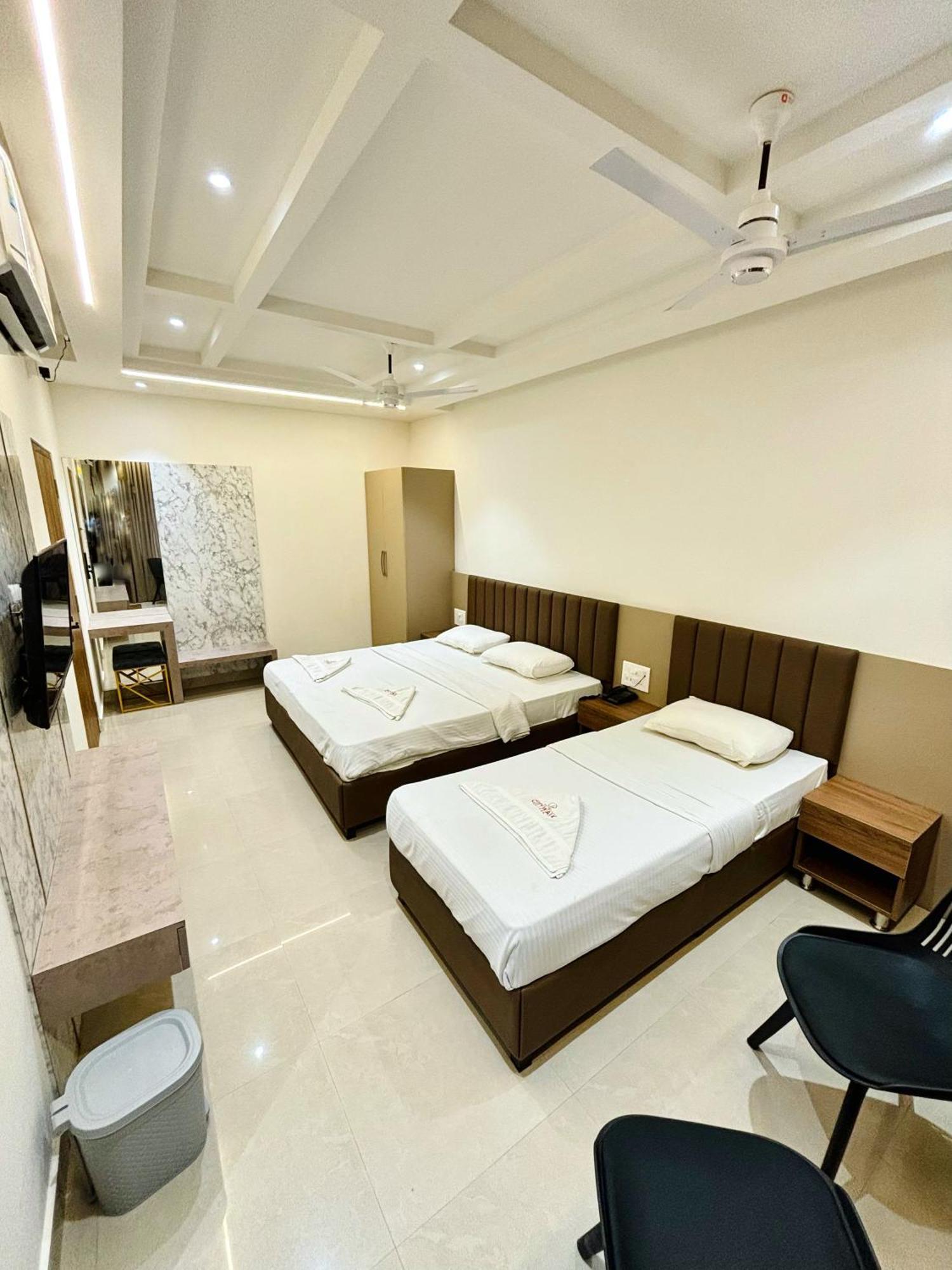 Hotel Citywalk Residency 2*