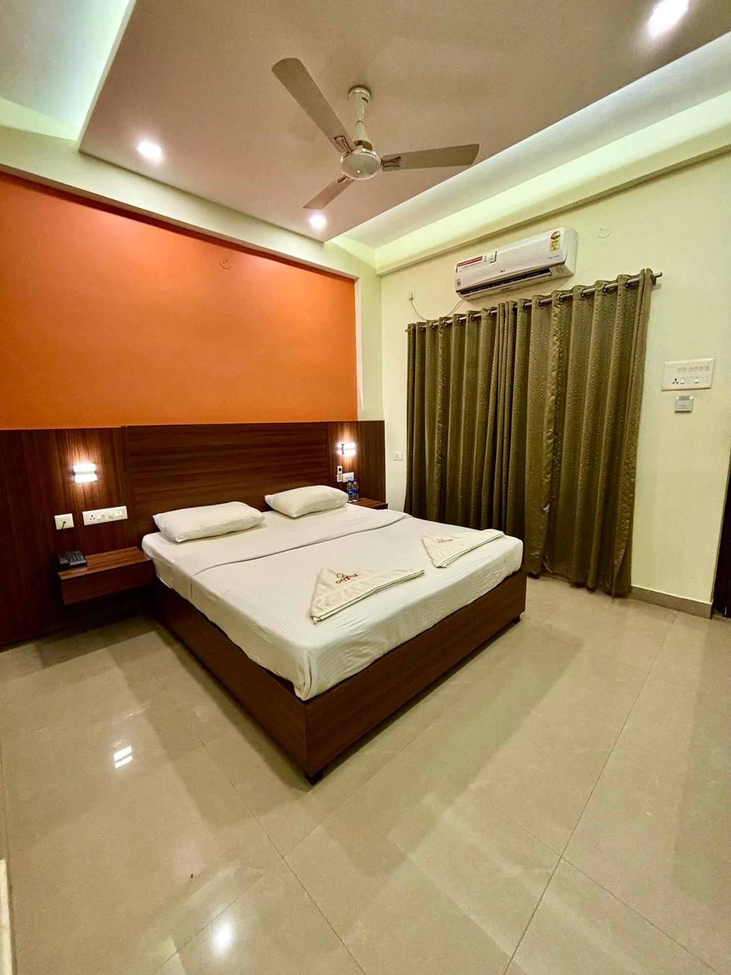 Hotel Citywalk Residency