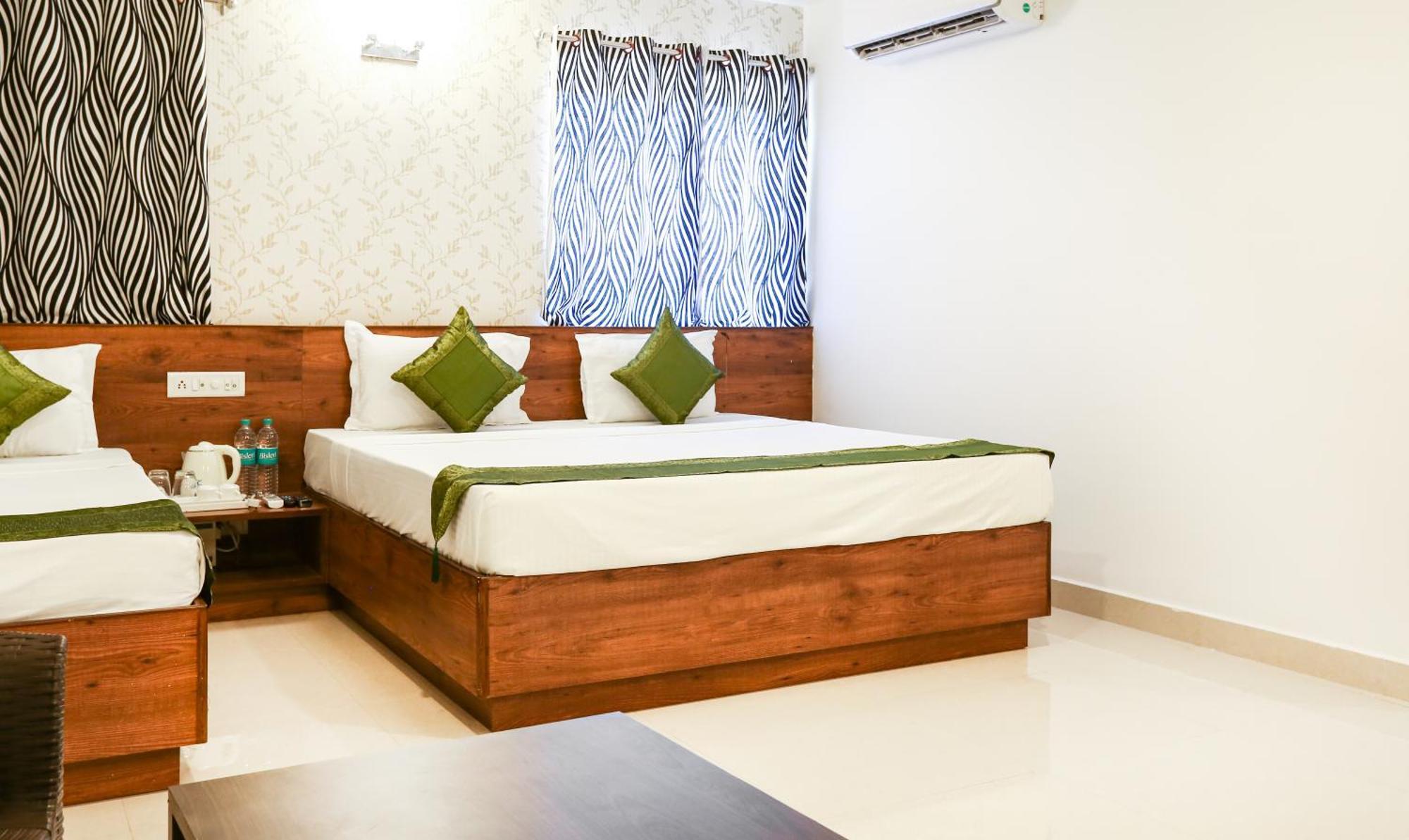 Treebo Comforts Inn, Road Deralakatte Hotel 3*