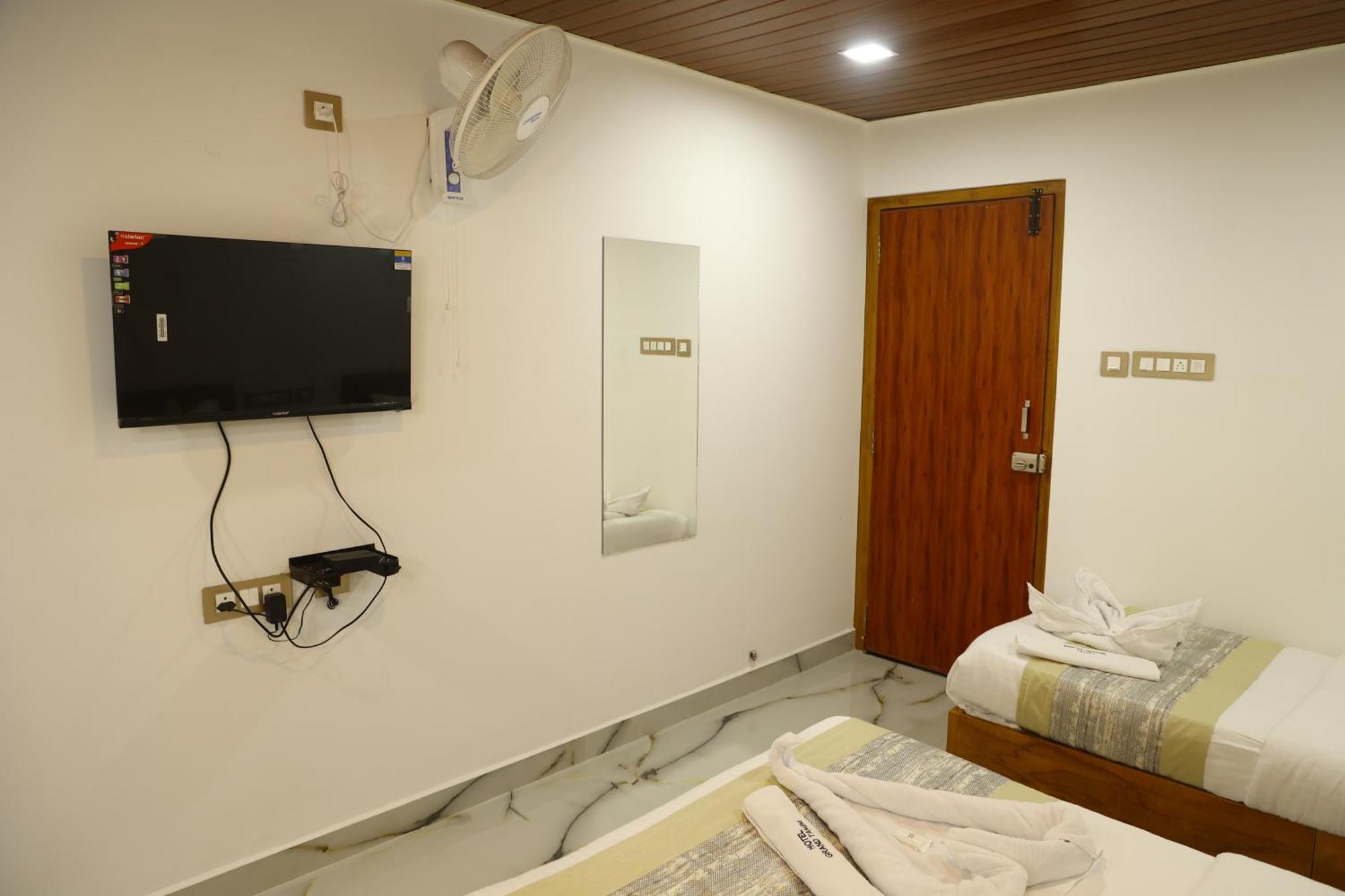Grand Tamim Hotel *