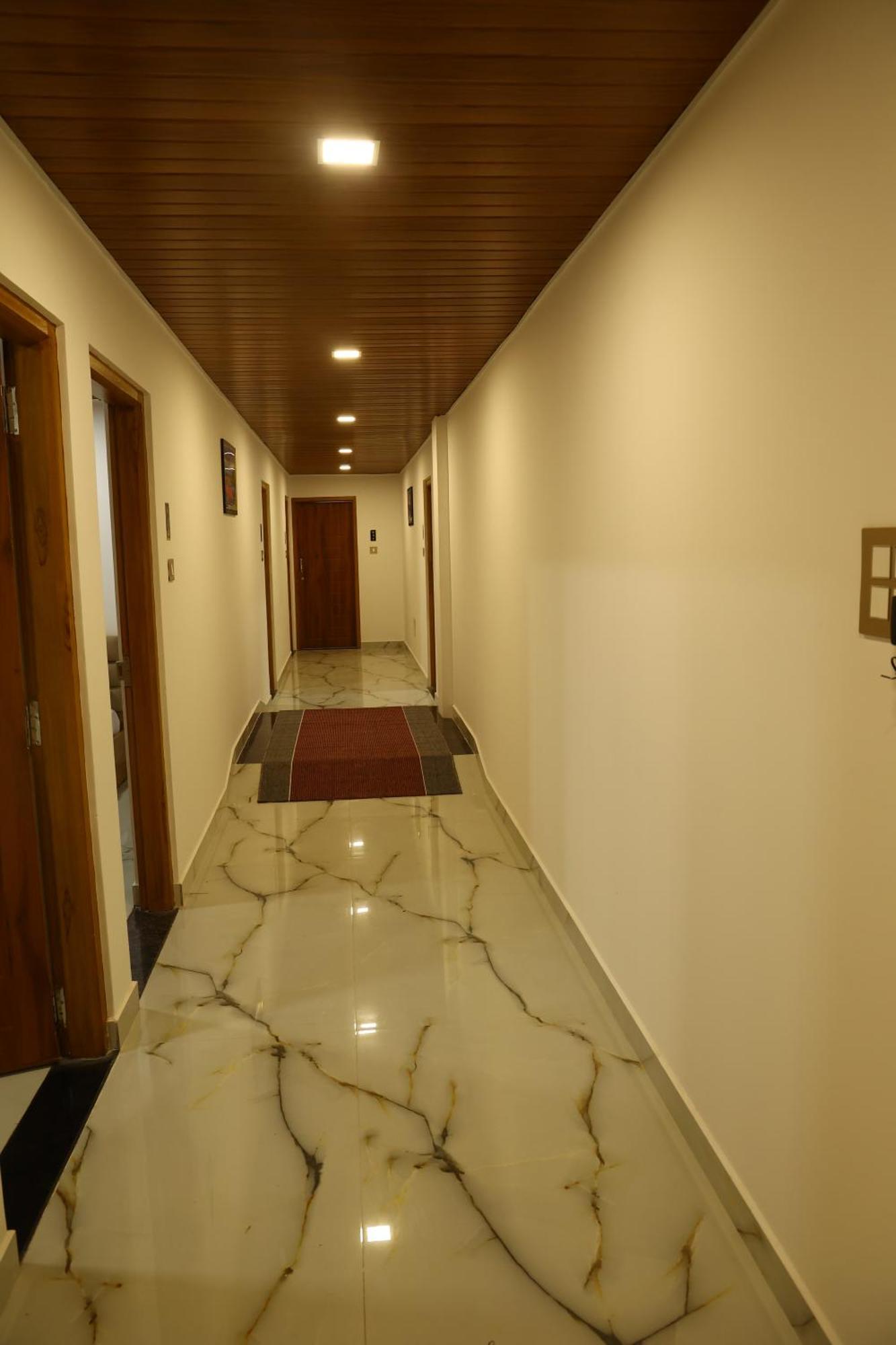 Grand Tamim Hotel *