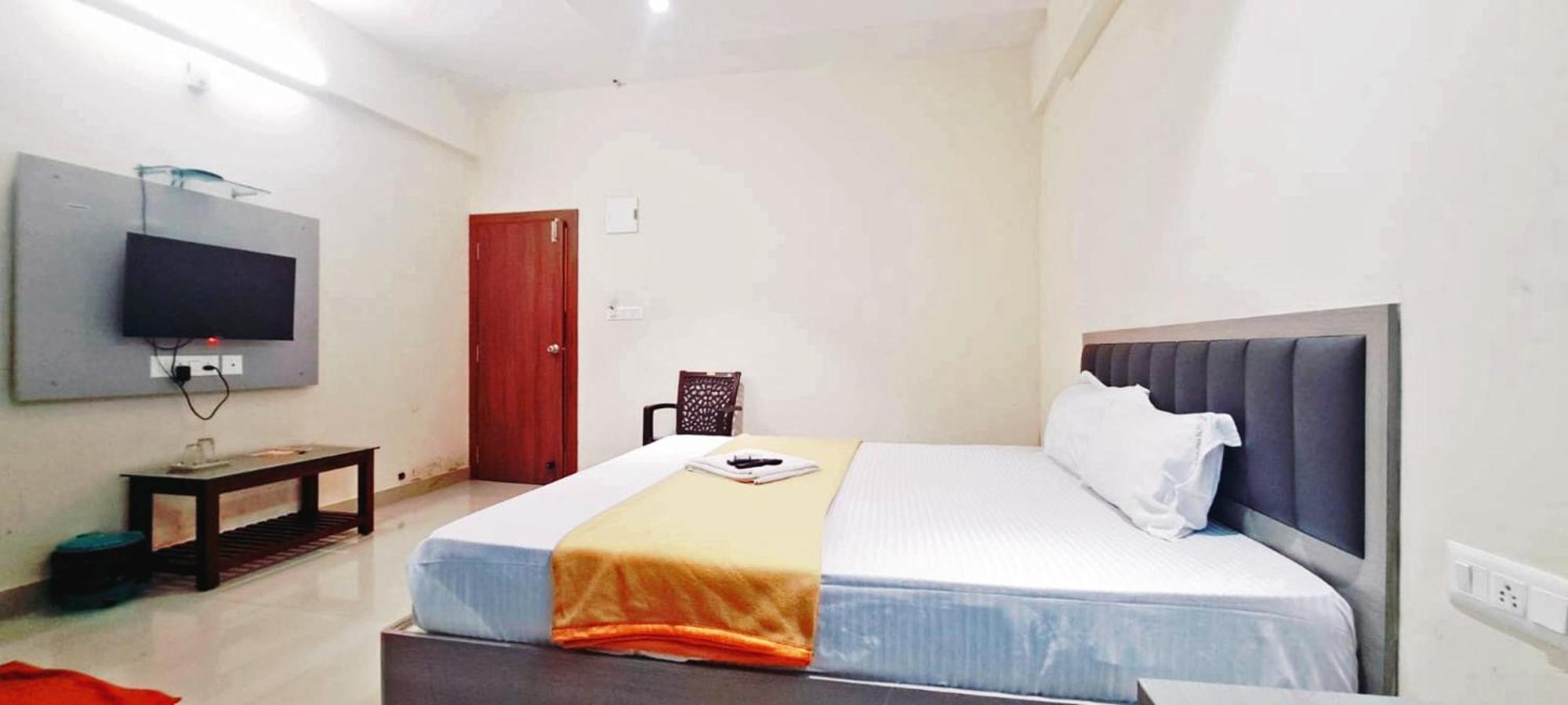 White Stone Premier 3* Mangalore