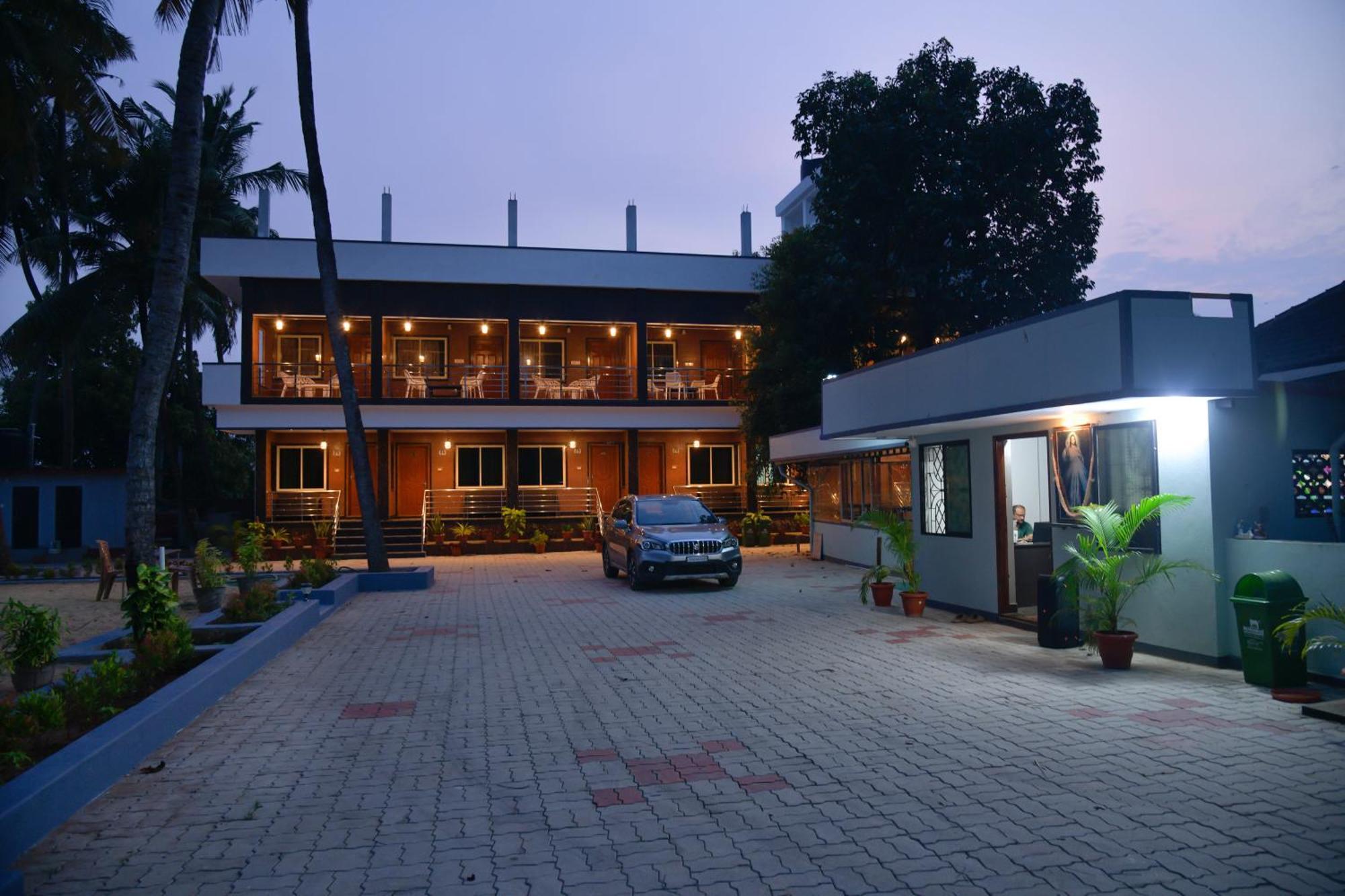 Island Dreams * Mangalore