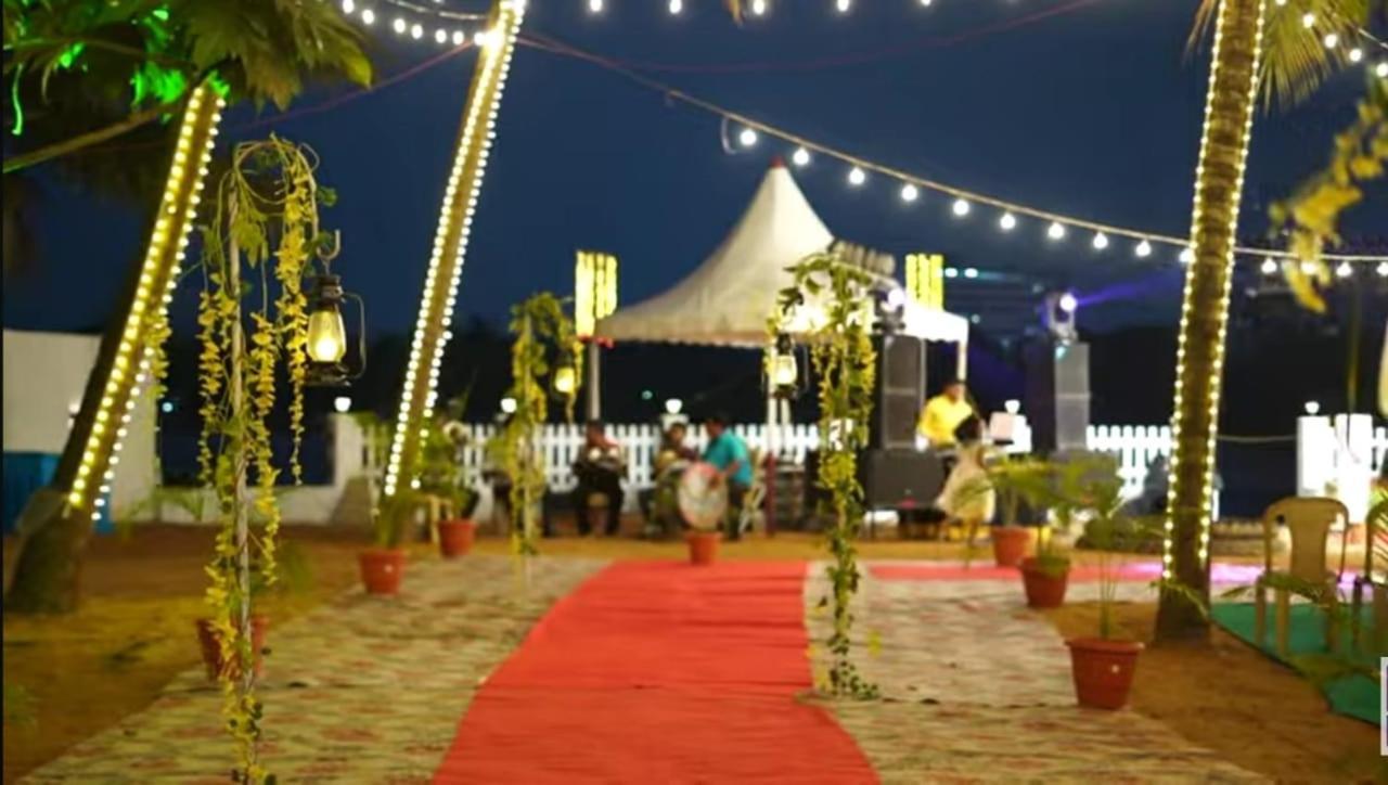 Island Dreams Resort