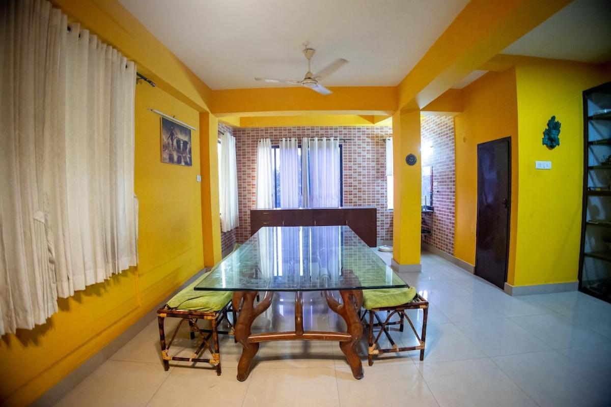 Rakhi's Groove Loft *