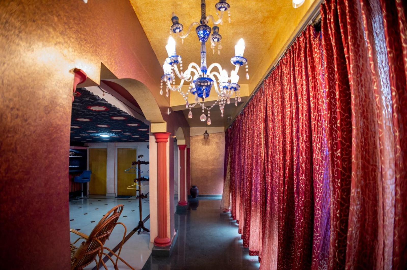 Rakhi's Groove Loft * Mangalore