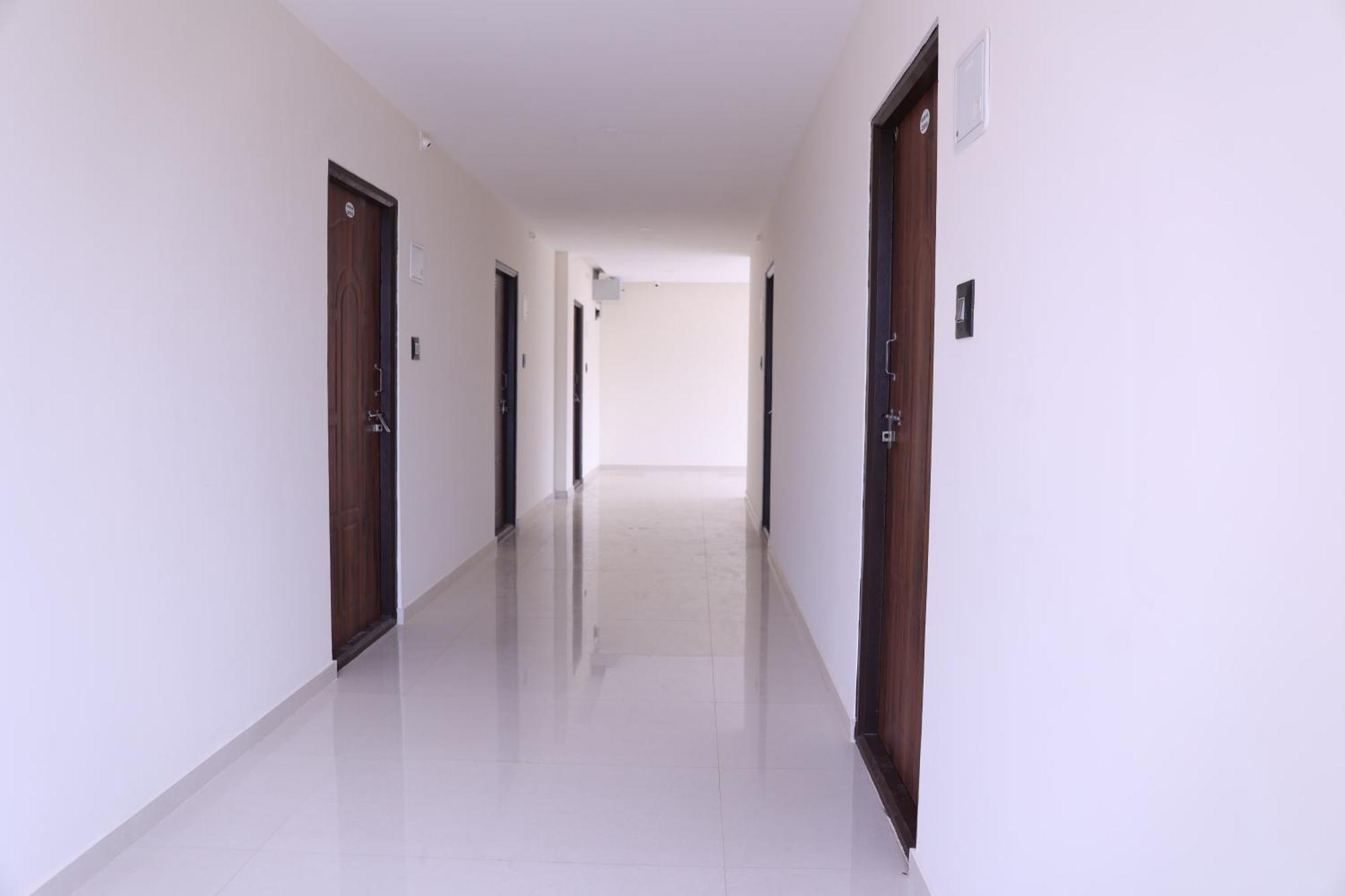Hotel Soumya Residency- Boarding And *