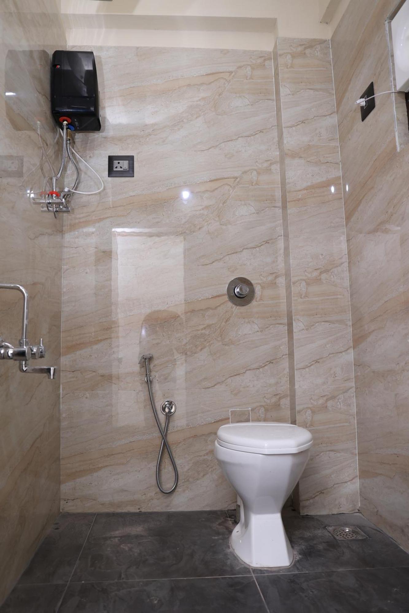 Hotel Soumya Residency- Boarding And Mangalore