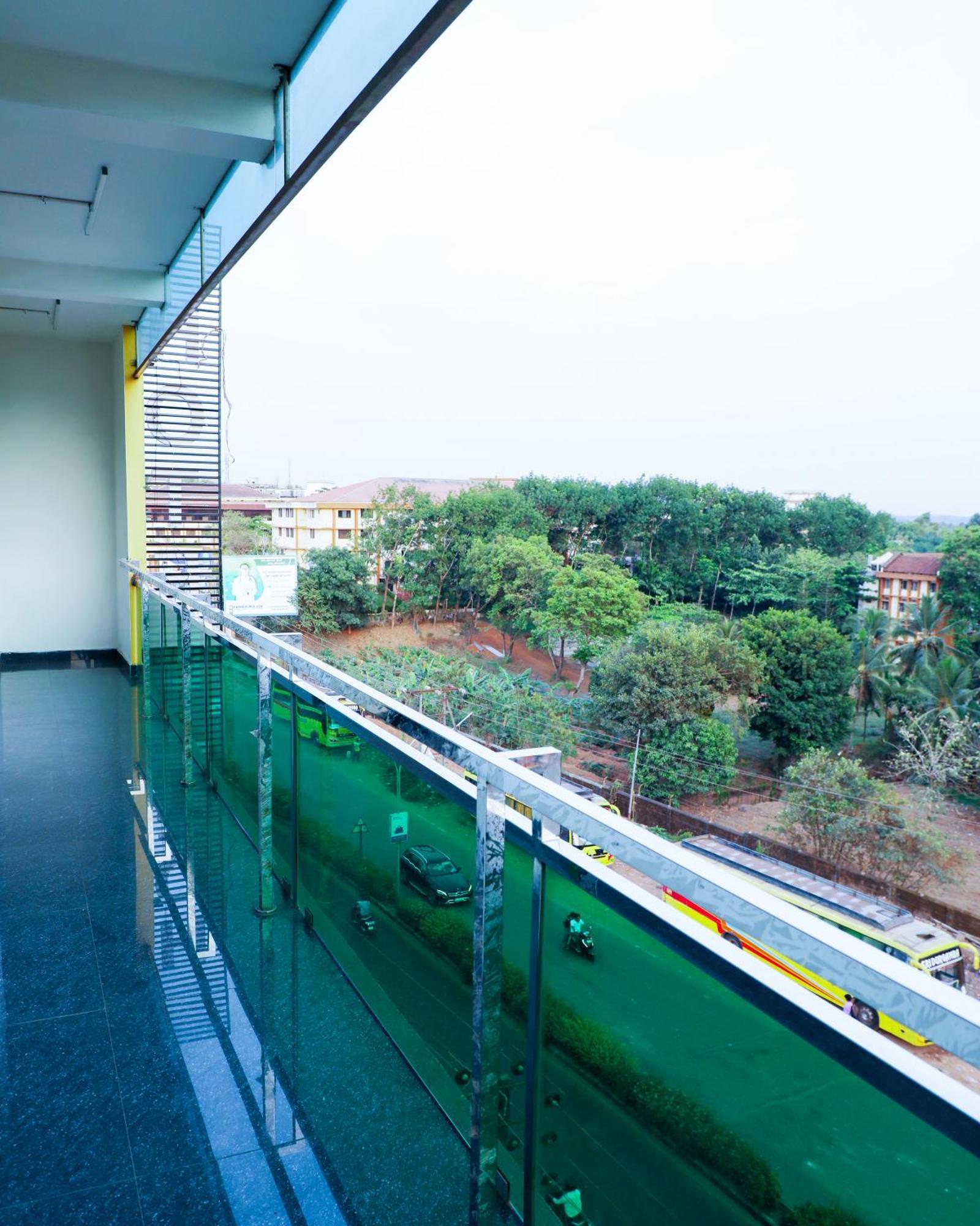 Hotel Heraa Mangalore