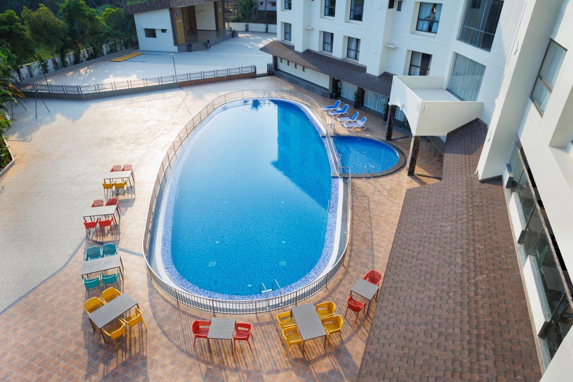 Aj Grand Elite Hotel 3*