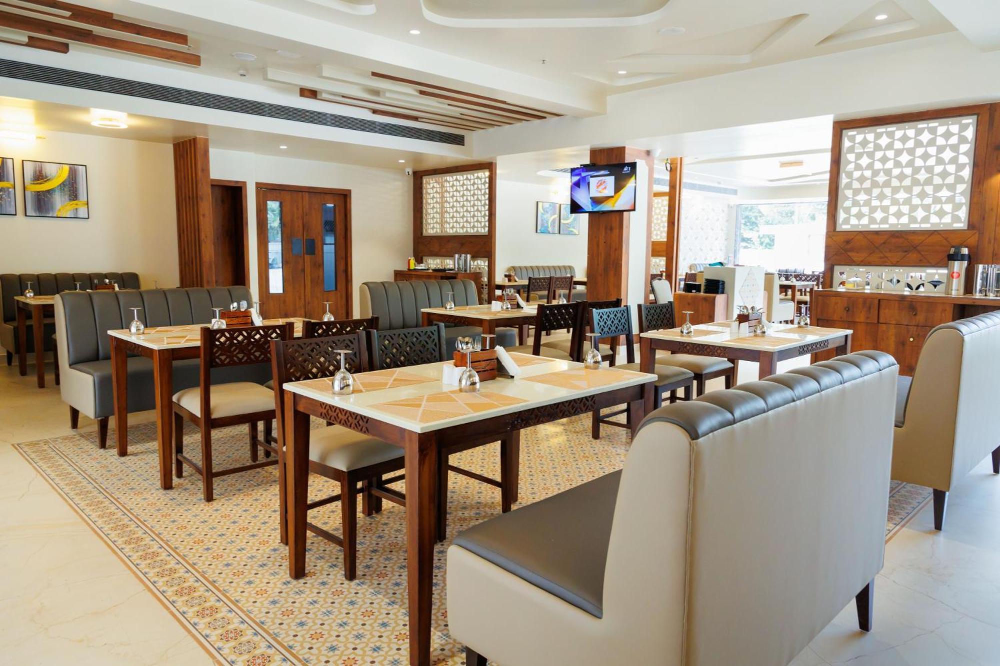 Aj Grand Elite Hotel Mangalore