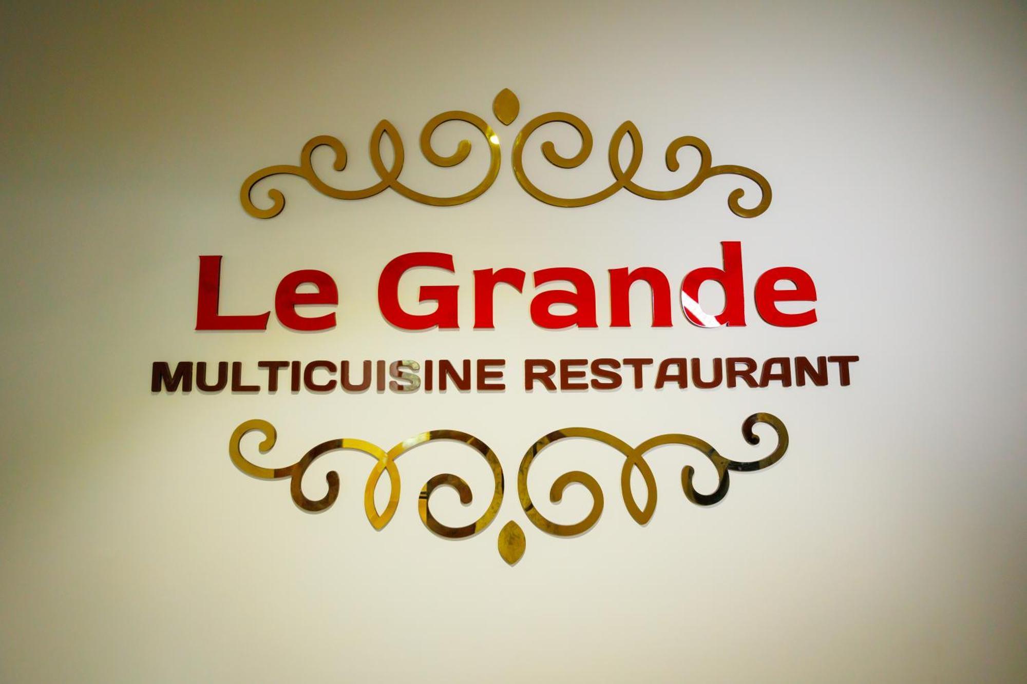 Aj Grand Elite Hotel