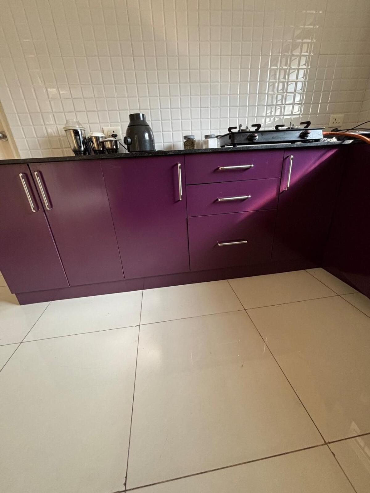 Apartment Spacious 3bhk For A Perfect *