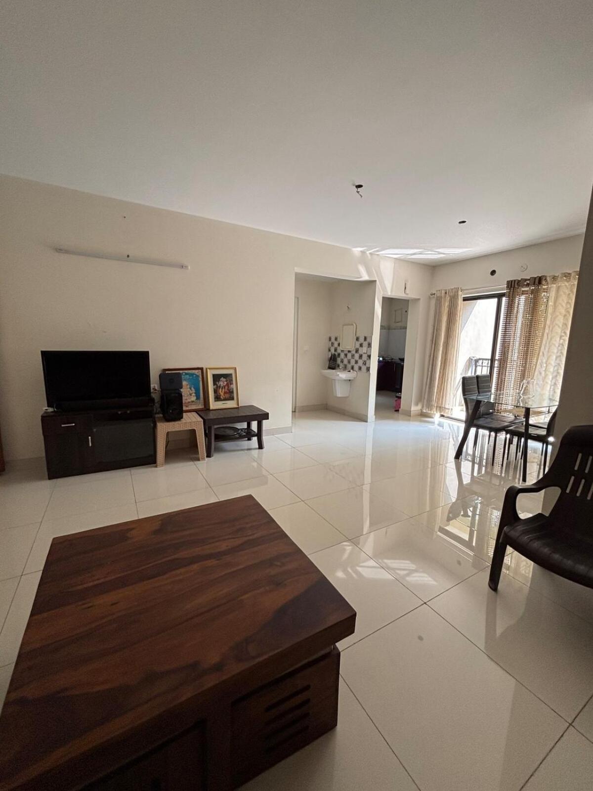 Spacious 3bhk For A Perfect Apartment